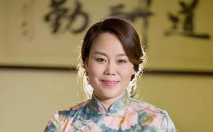 说要放手餐饮的刘兰英，却从没放过她自己丨餐饮大V